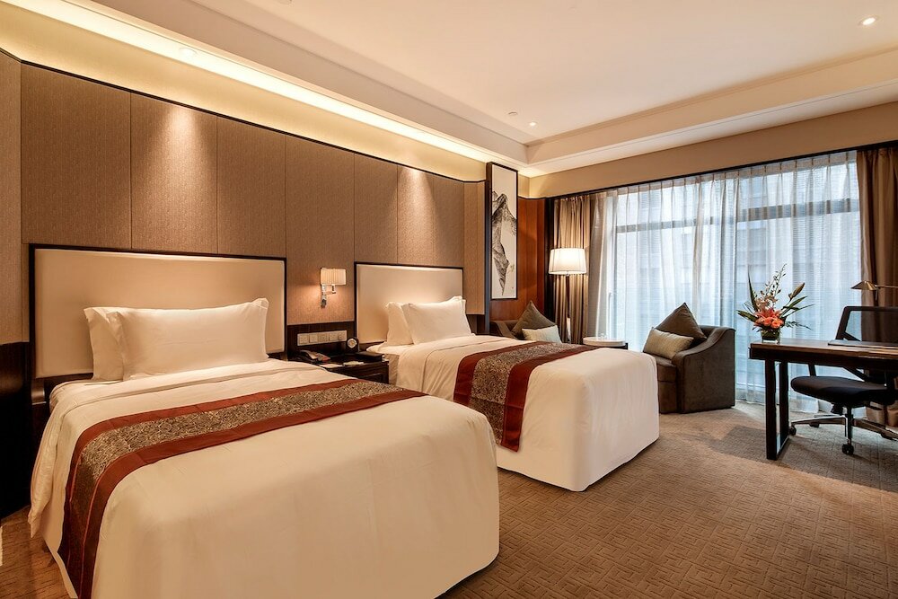 Фото Howard Johnson Jinyi Hotel Chongqing