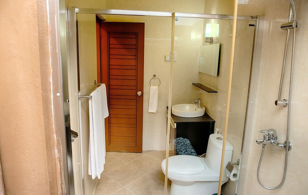 Фото Narnia Maldives Hotel at Maafushi