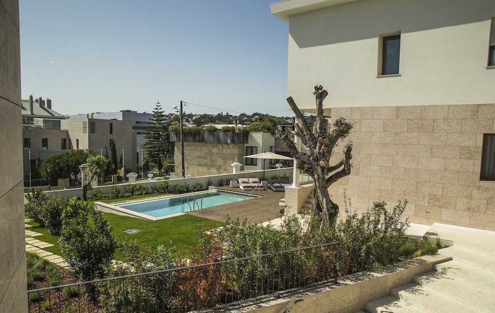 Фото Somewhere Estoril Guesthouse