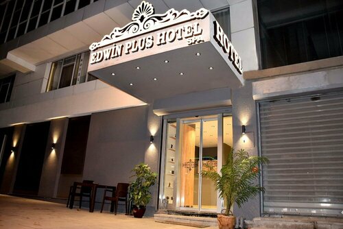 Гостиница EdwinPlus Hotel в Багджиларе