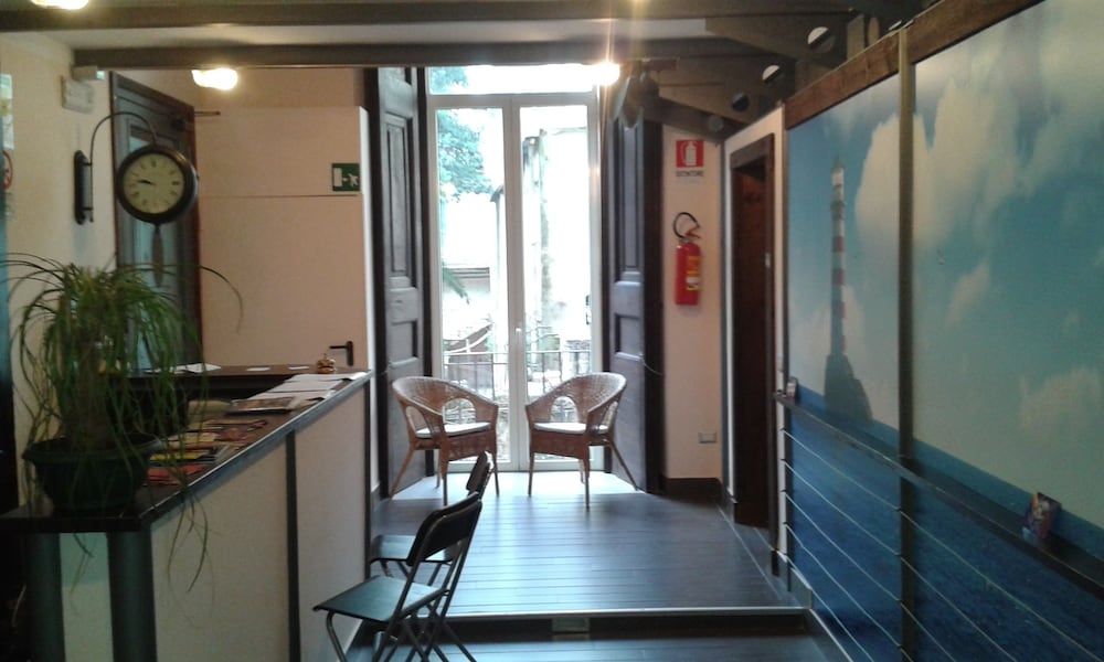 Фото Residenza Pizzofalcone