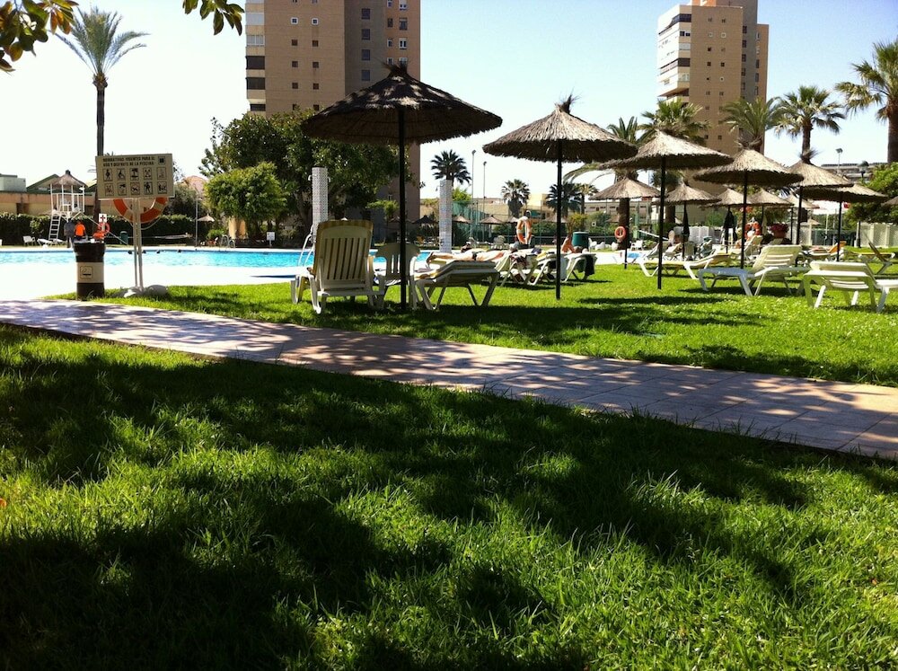 Фото Waterfront Playamar Apartments