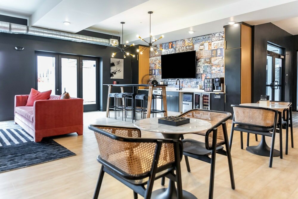 Фото 2br Brand New Suite With Gym & Pool