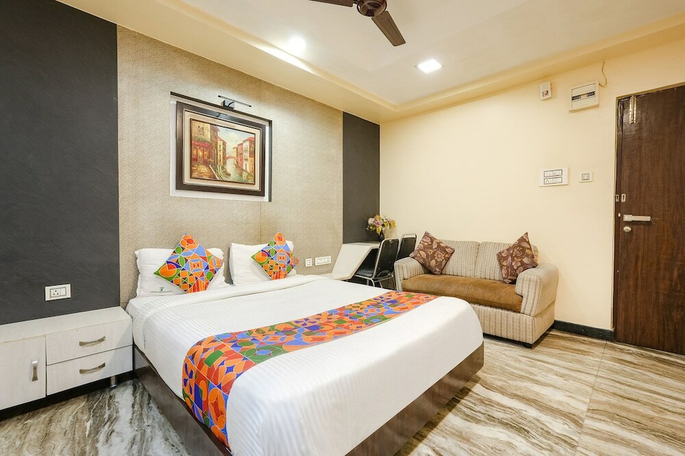 Фото Fabexpress Raj Supreme Residency