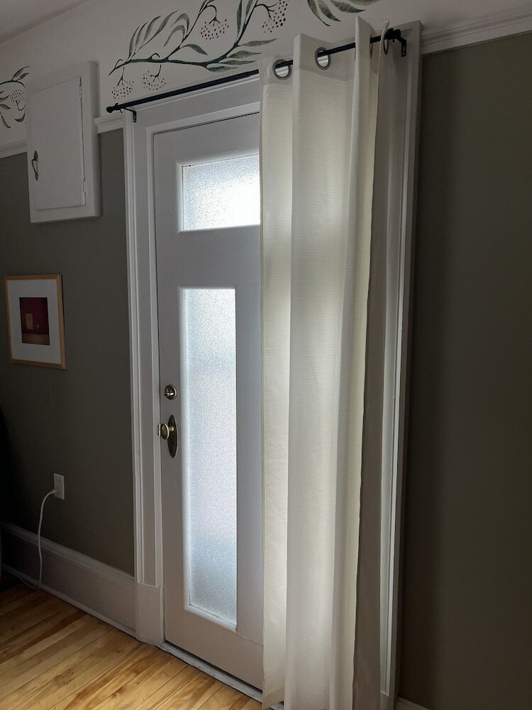 Фото Stirling House Bed & Breakfast