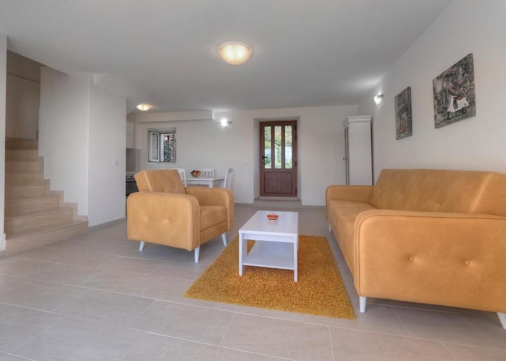 Фото Amfora Family Apartments Rezevici