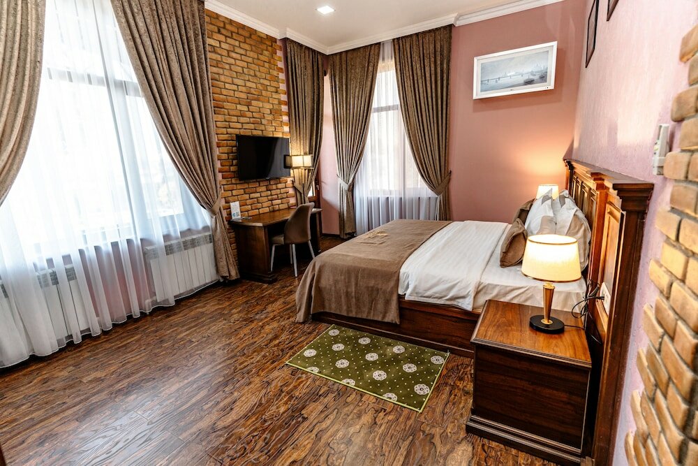 Фото Bagizagan Hotel