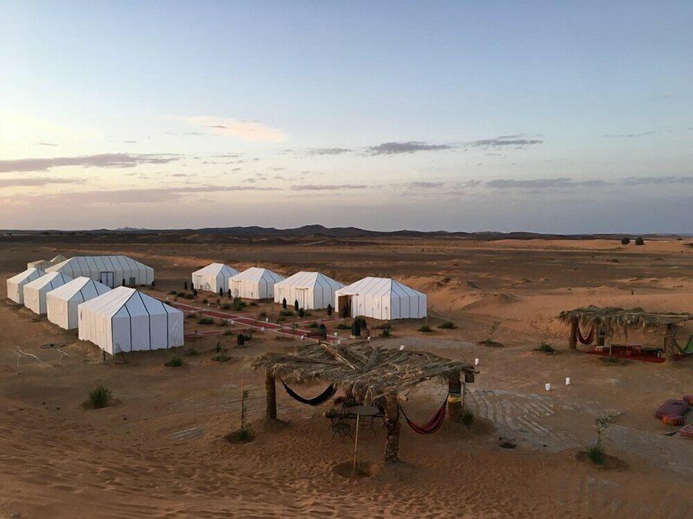 Фото Sahara Majestic Luxury camp