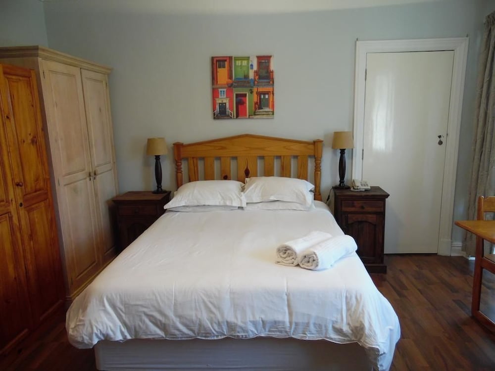 Фото Albatross Guest House