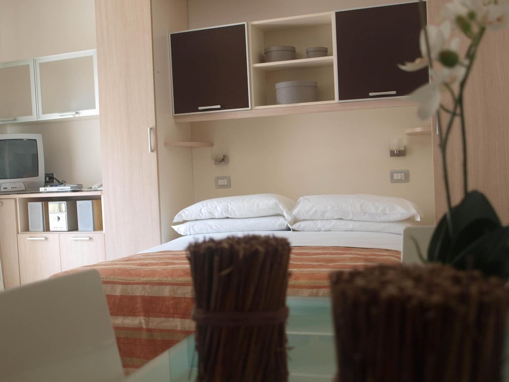 Фото Hotel Christian