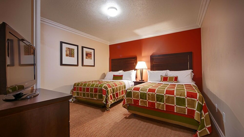 Фото Best Western Plus Mirage Hotel & Resort