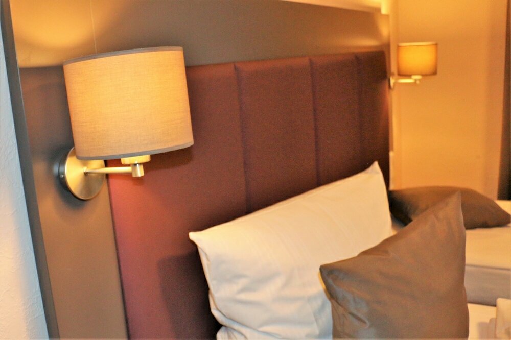 Фото Hotel zum Brunnen