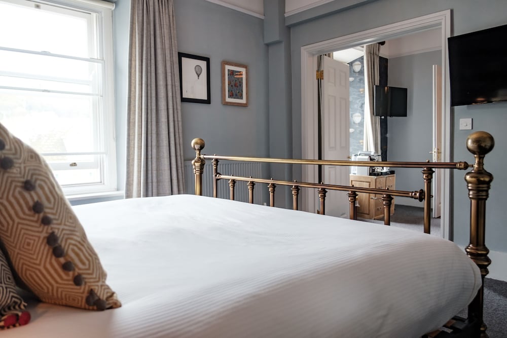 Фото The Bull Hotel