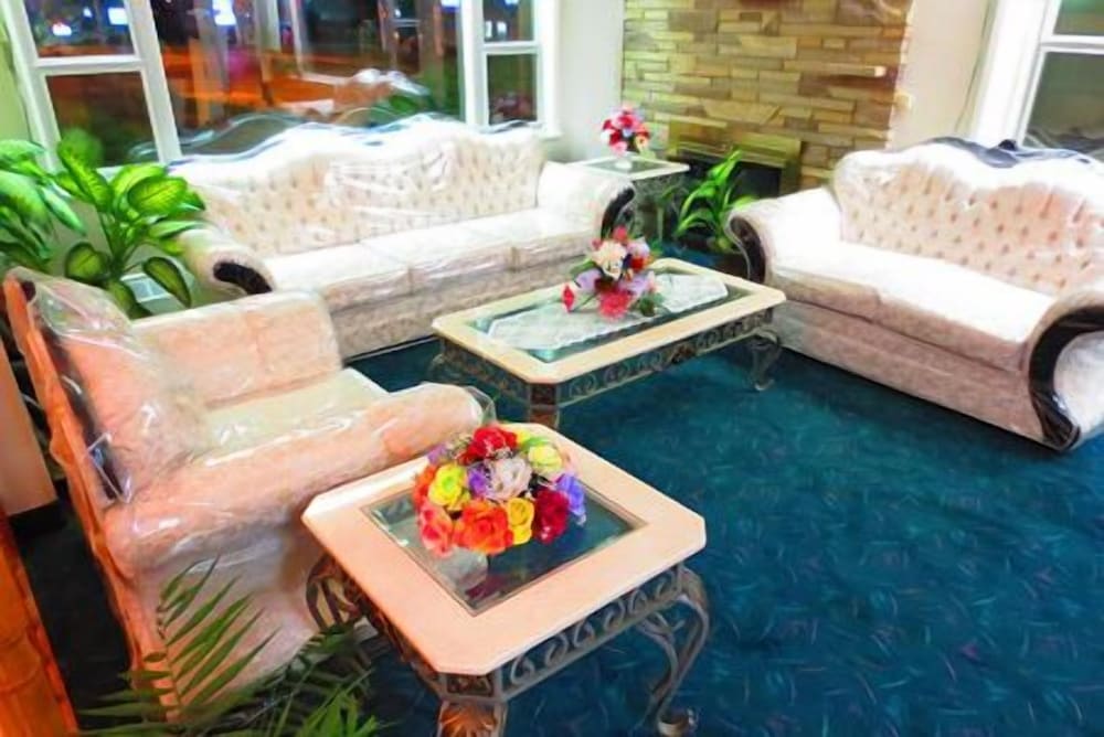 Фото Canadiana Motel