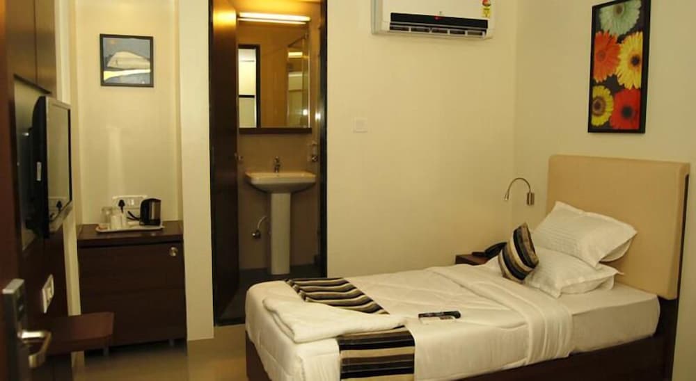 Фото Aboo's Hotel Concord Galaxy