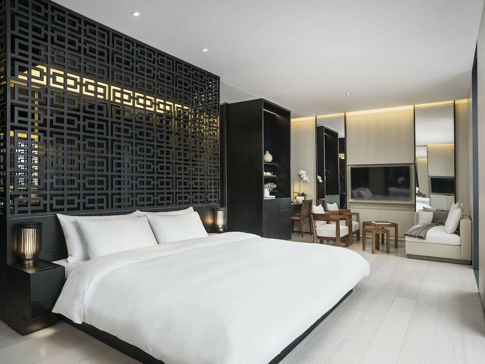 Фото The Temple House