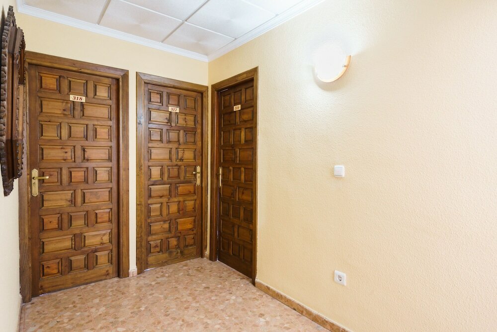 Фото Hotel Arunda II