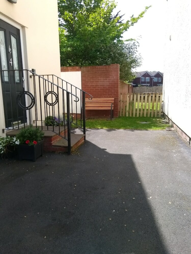 Фото The Shelbourne Apartments