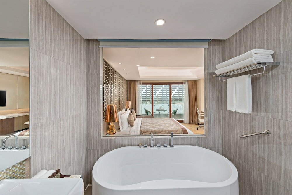 Фото Best Western Chinatown Hotel