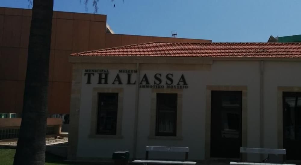 Фото Eleana Hotel