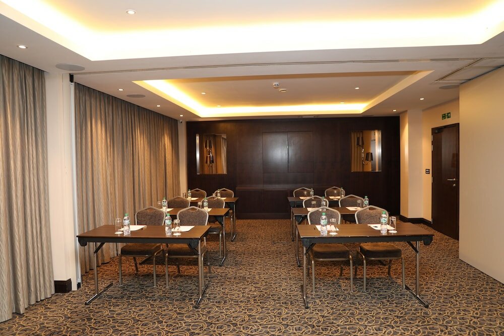 Фото St George Hotel Wembley