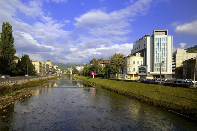 Гостиница Courtyard Sarajevo в Сараеве