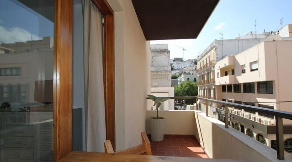 Фото Hostal Ripoll Ibiza