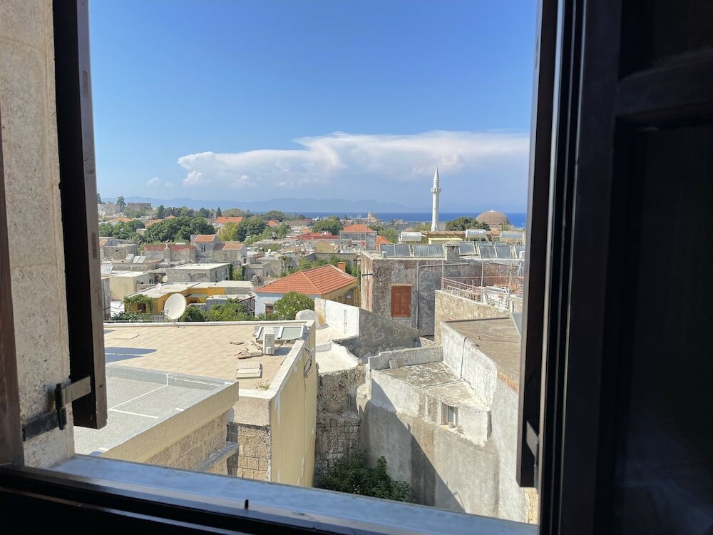 Фото Minos Pension