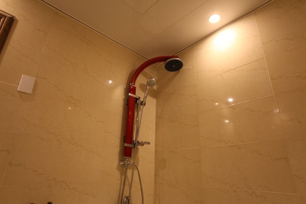 Фото S-Petite Hotel