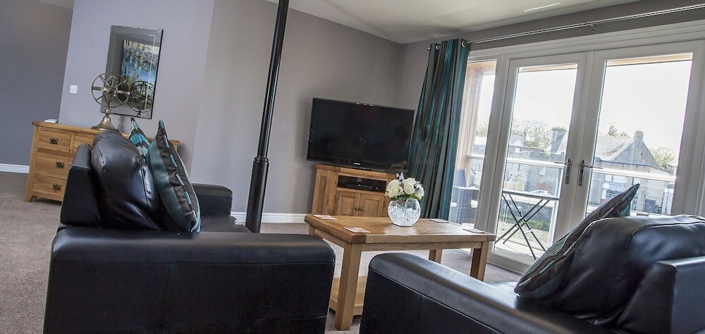 Фото Riverside Apartments