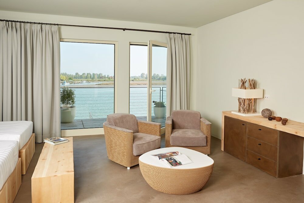 Фото Boutique Hotel Oche Selvatiche