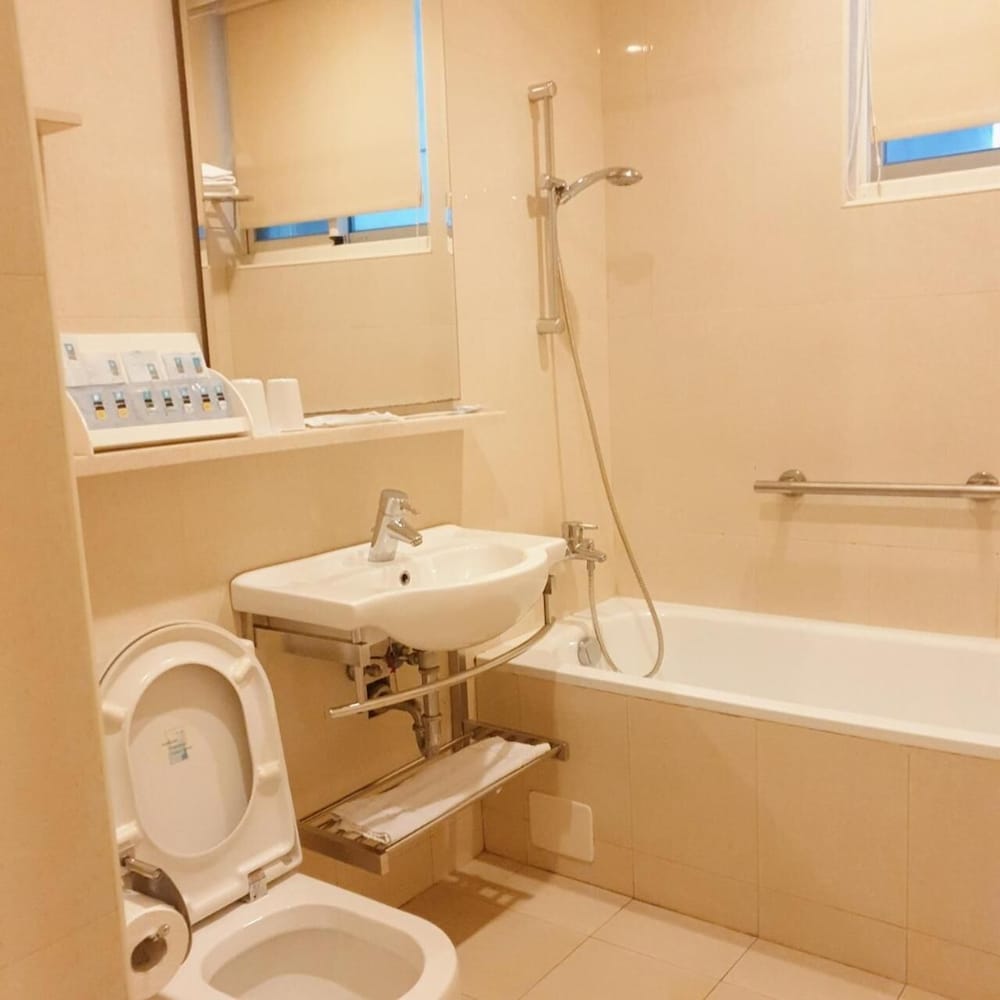 Фото 9 Hotel Taipei