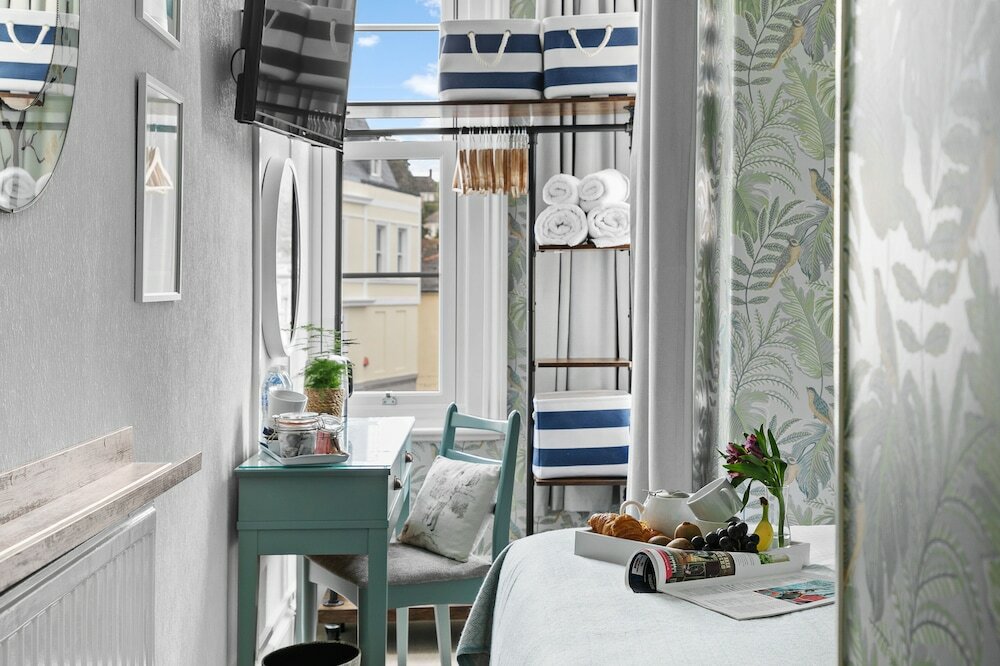 Фото Sandway House