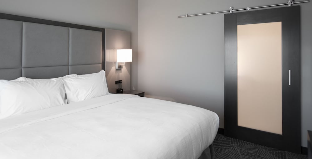 Фото Embassy Suites Kansas City/Olathe