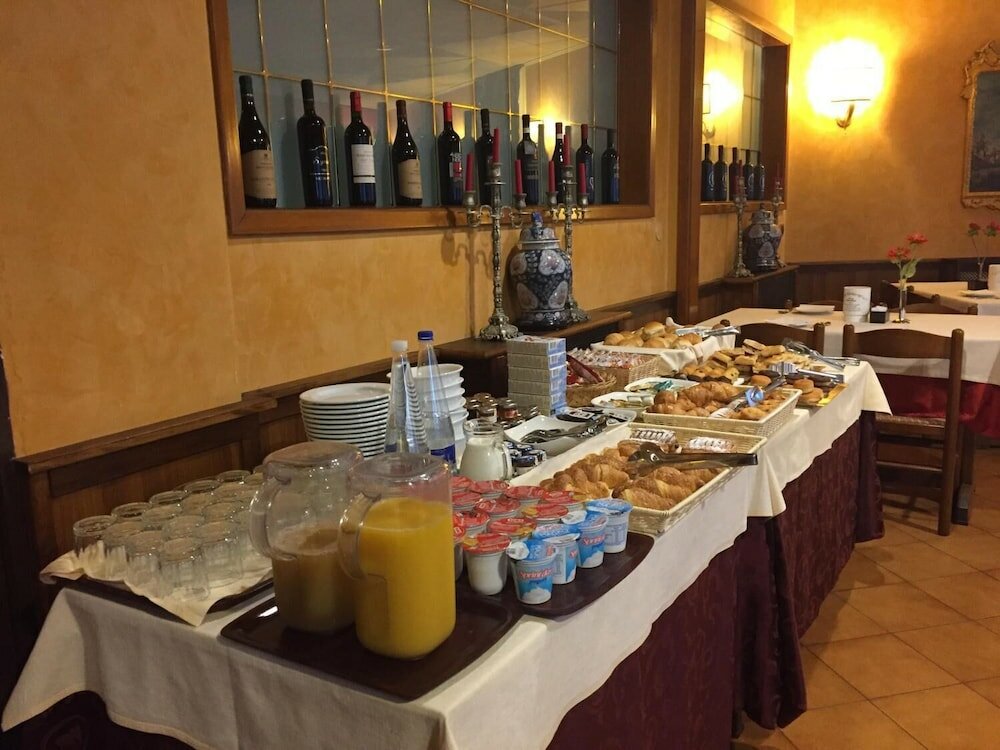 Фото Hotel Mondial