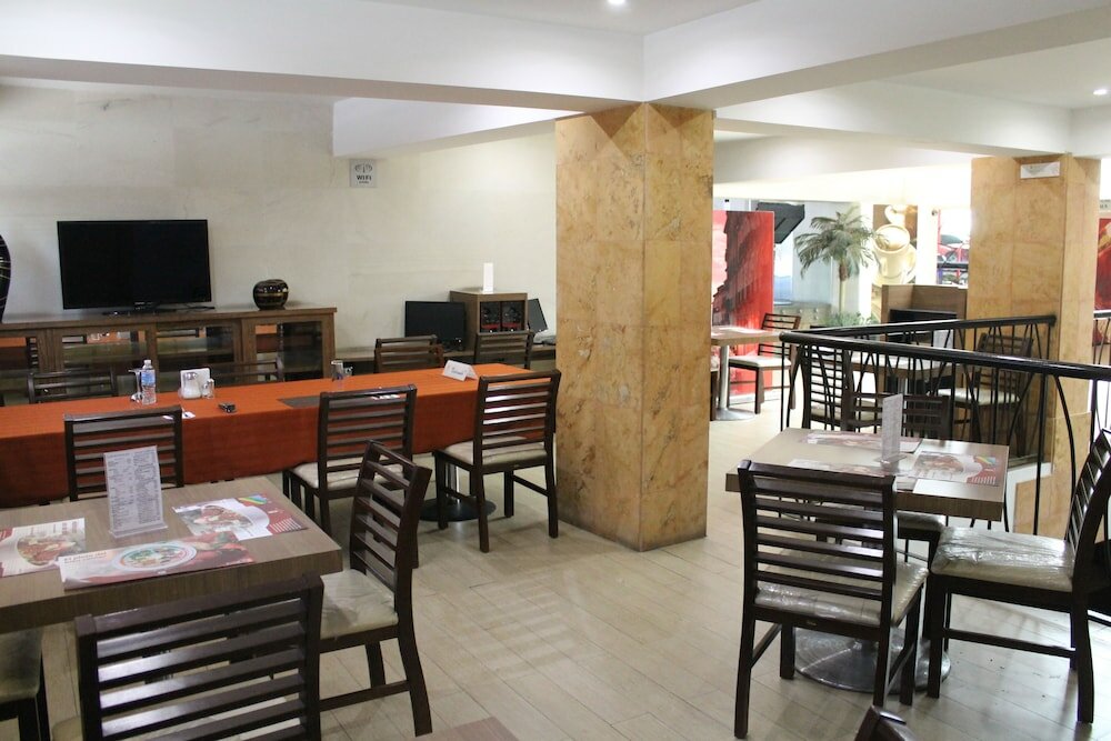 Фото Villa de Madrid Gran Hotel