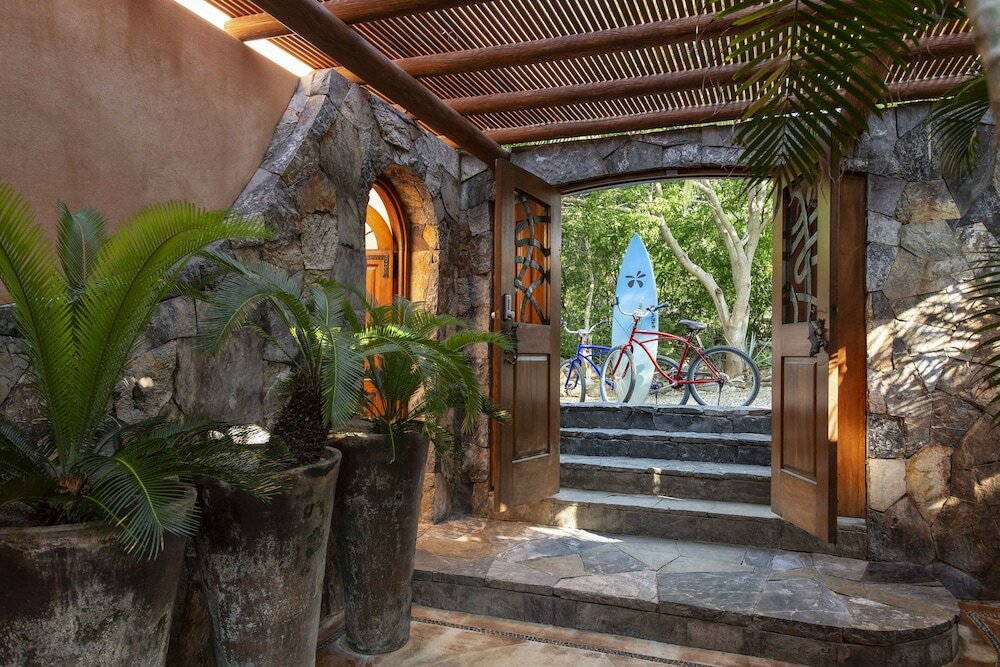 Фото The Inn at Manzanillo Bay