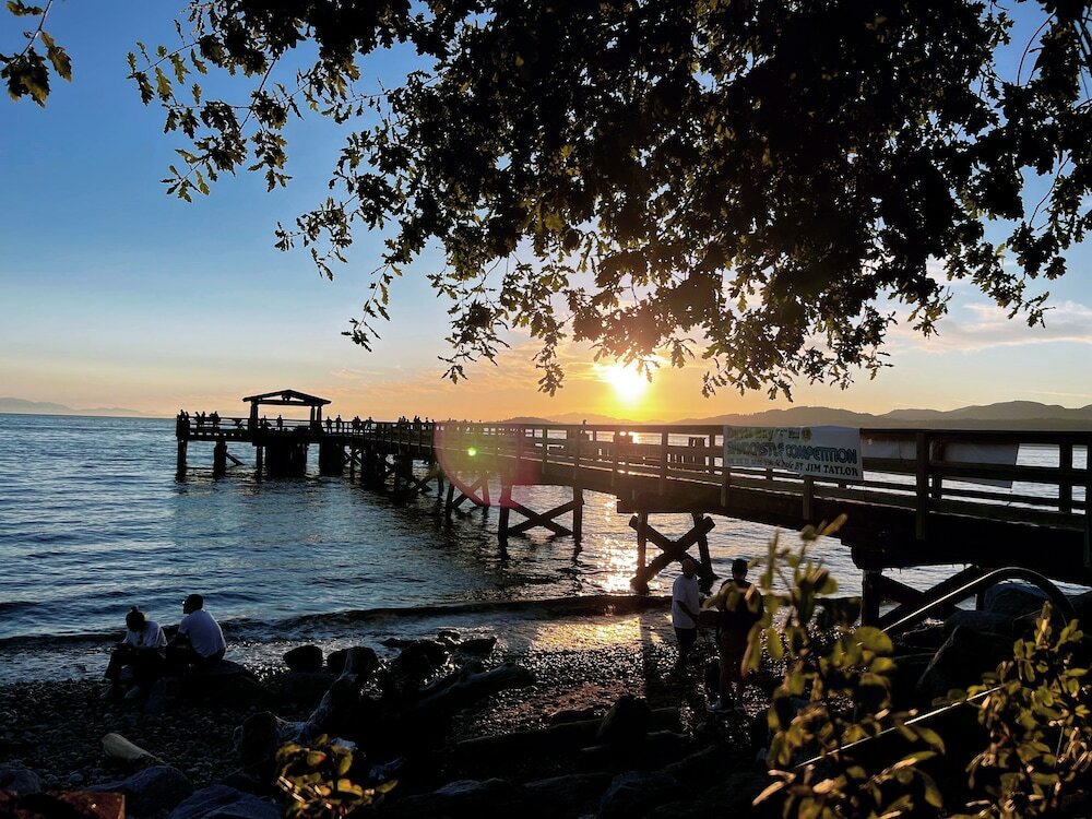 Фото The Oceanside, a Coast Hotel