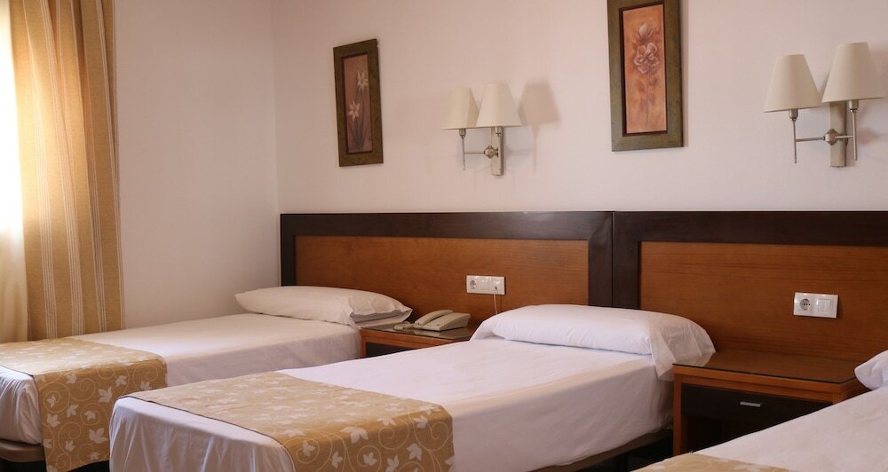 Фото Hotel Restaurante Blanco y Verde