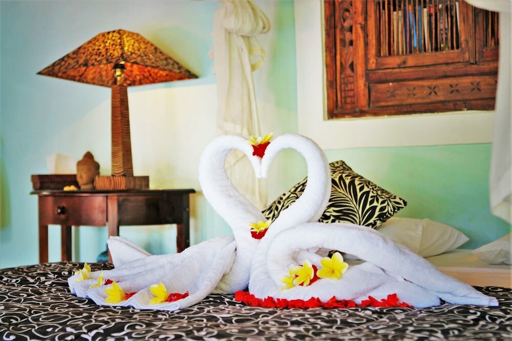 Фото The Mahogany Villa