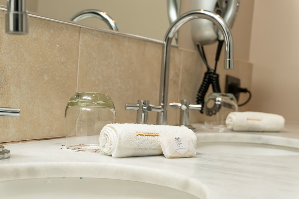 Фото Neuquen Tower Hotel