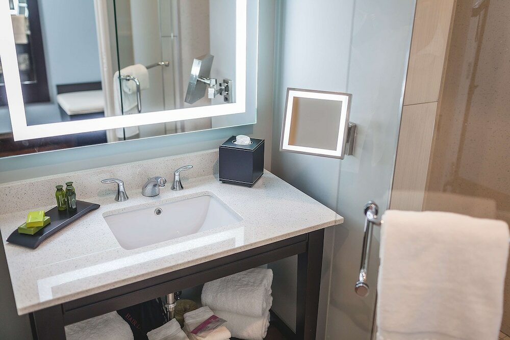 Фото The Cotton Sail Hotel, Tapestry Collection by Hilton