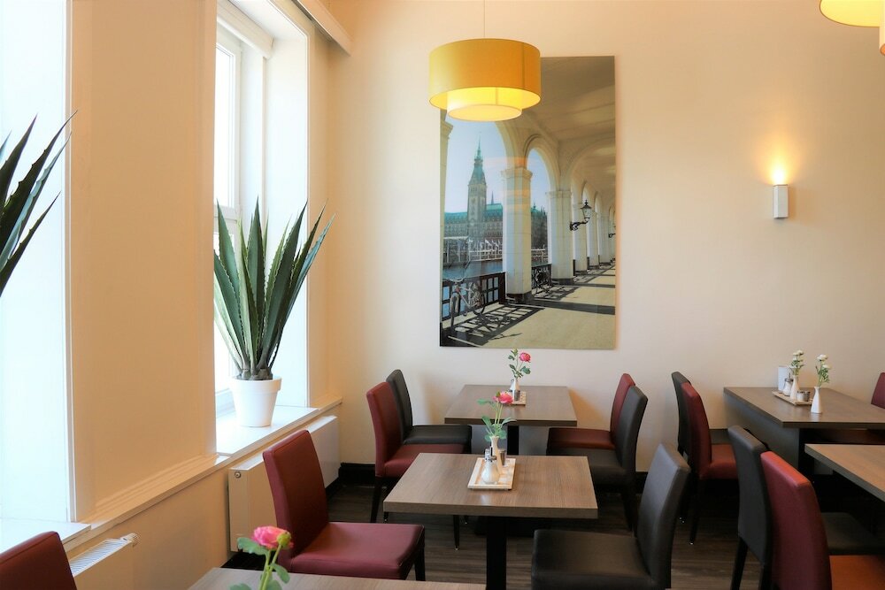 Фото Novum Hotel Norddeutscher Hof Hamburg