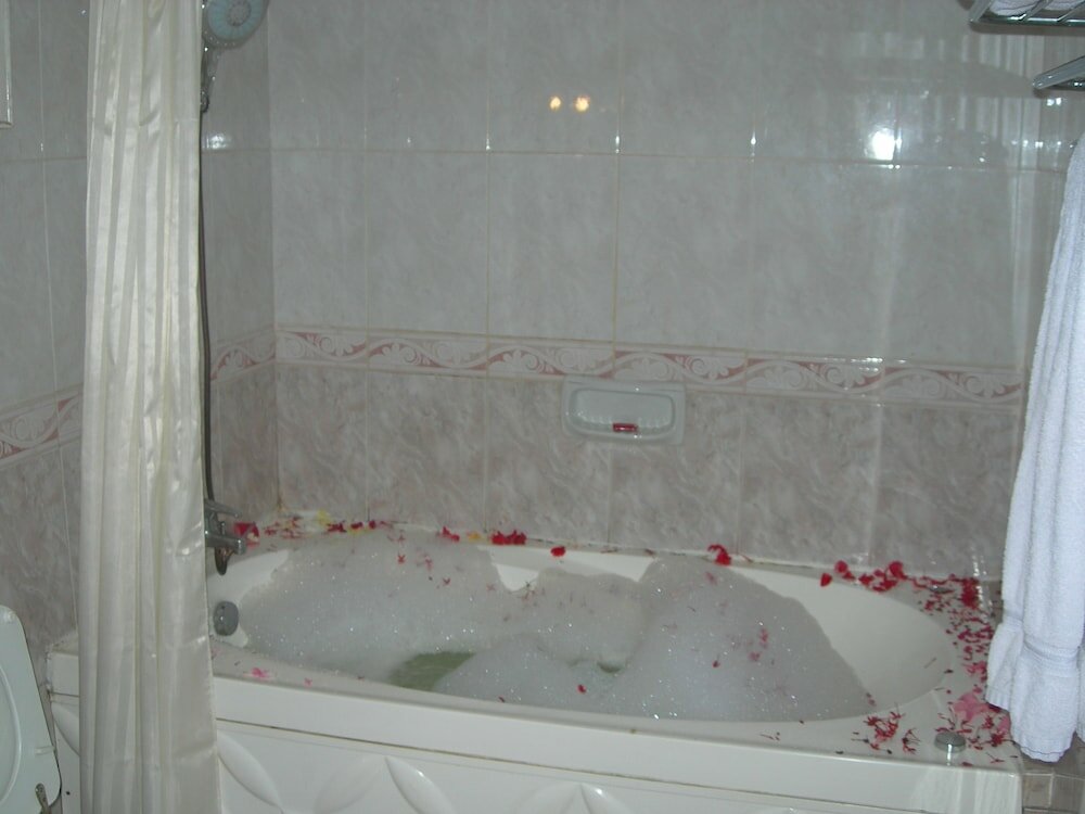 Фото Khalifa Executive Suites