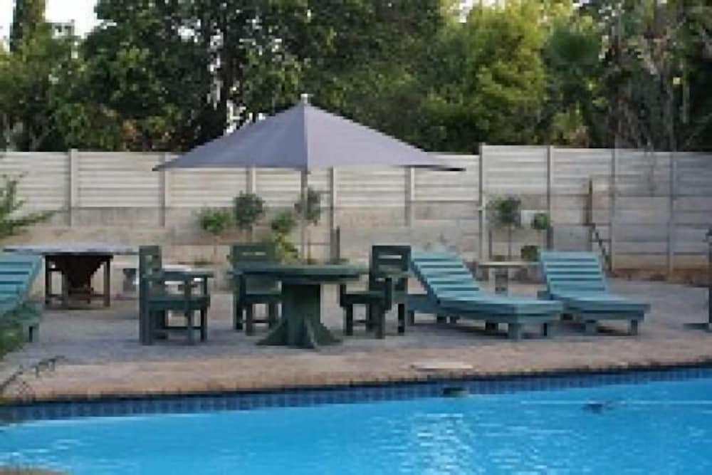 Фото Emerald Guesthouse