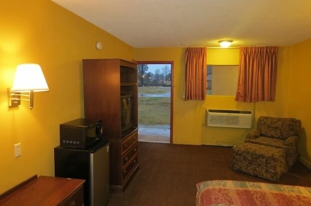 Фото Affordable Hotel