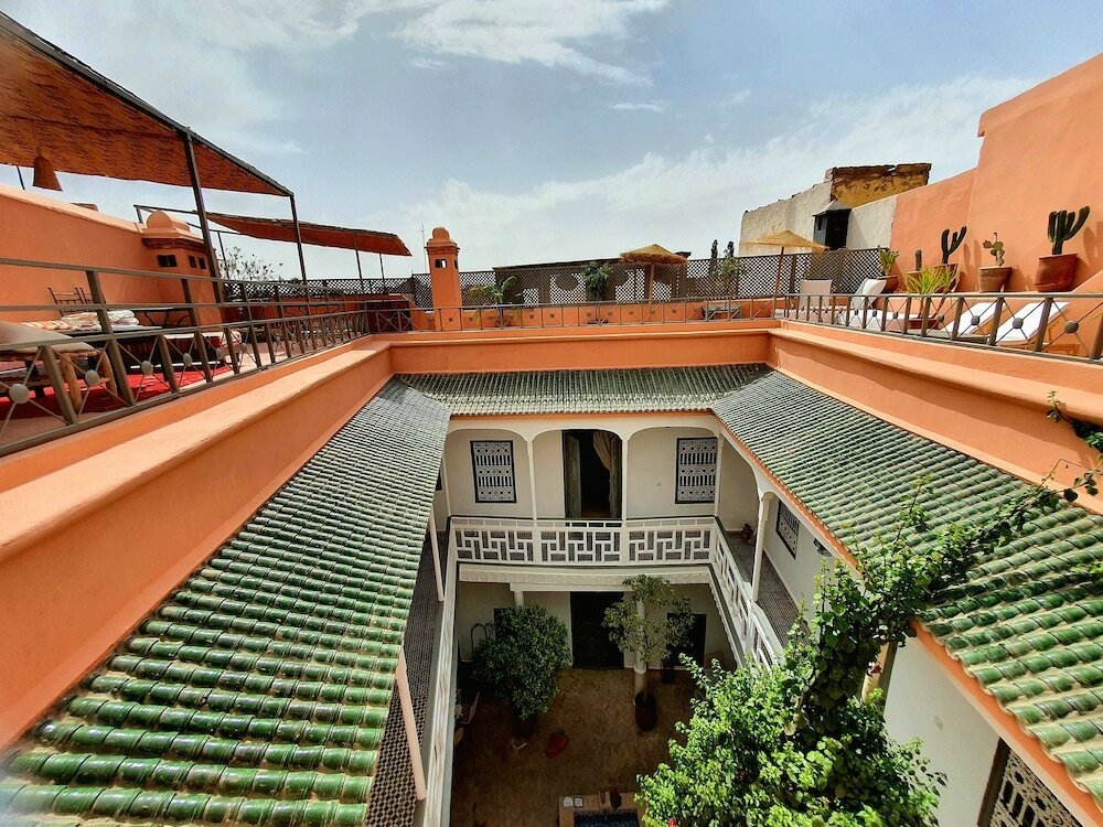 Фото отеля 3