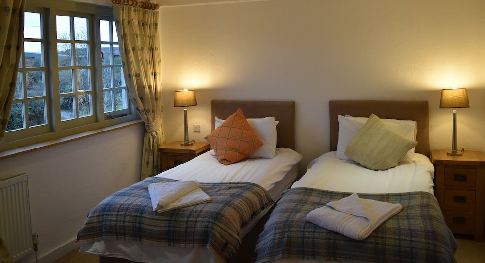 Фото Three Horseshoes