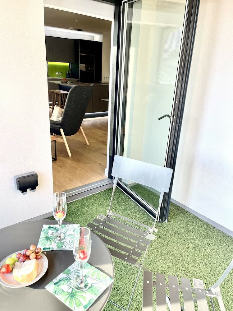 Фото Apartment Twelve