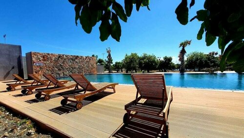 Гостиница Kambaniru Beach Hotel & Resort в Вайнгапу